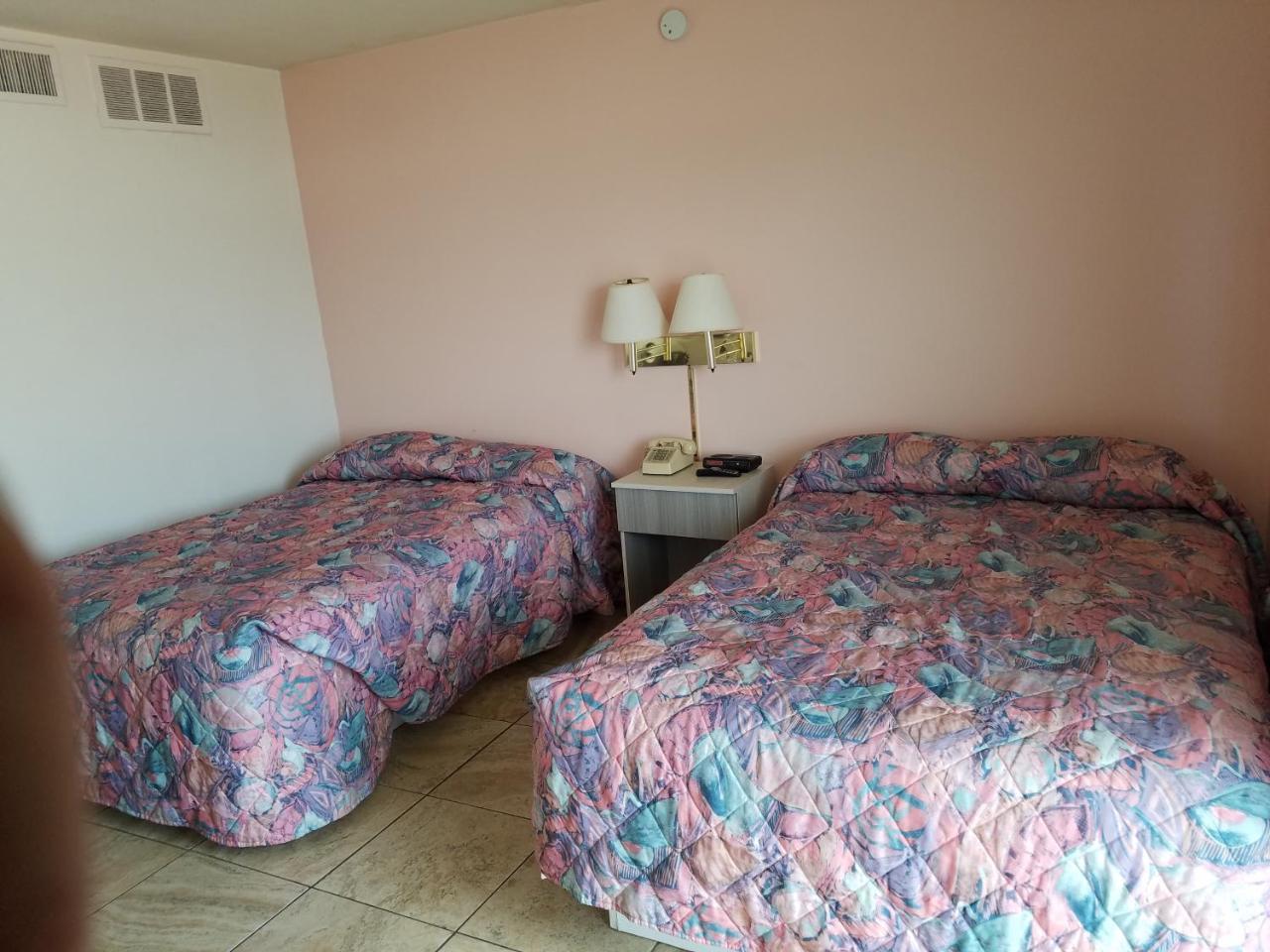 Caprice Motel - Wildwood Exterior photo